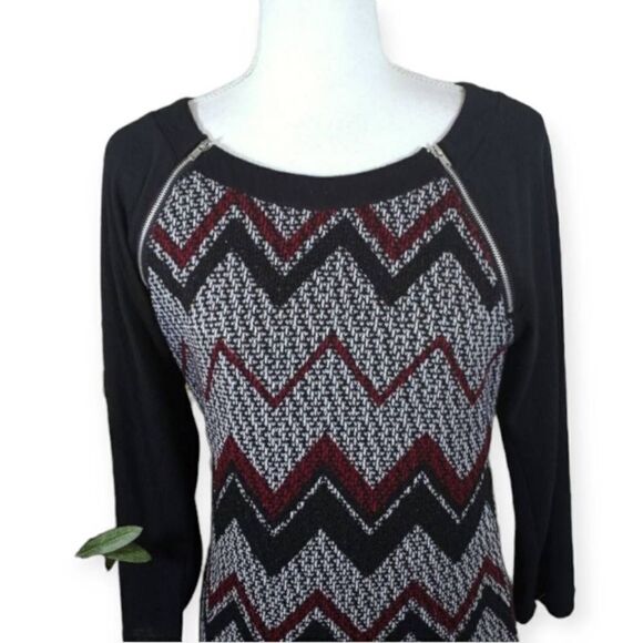 TRIXXI RED, BLACK, & GRAY DRESS SZ.XL EUC - Picture 2 of 5